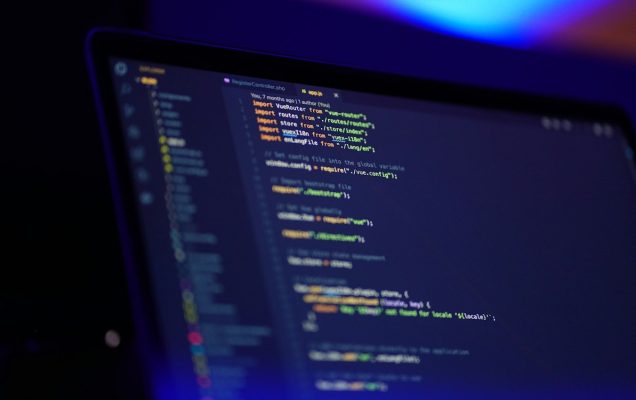 Kapan Bisnis Anda Perlu Naik ke VPS atau Dedicated Server